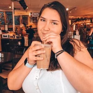 Meet your Posher, Tori